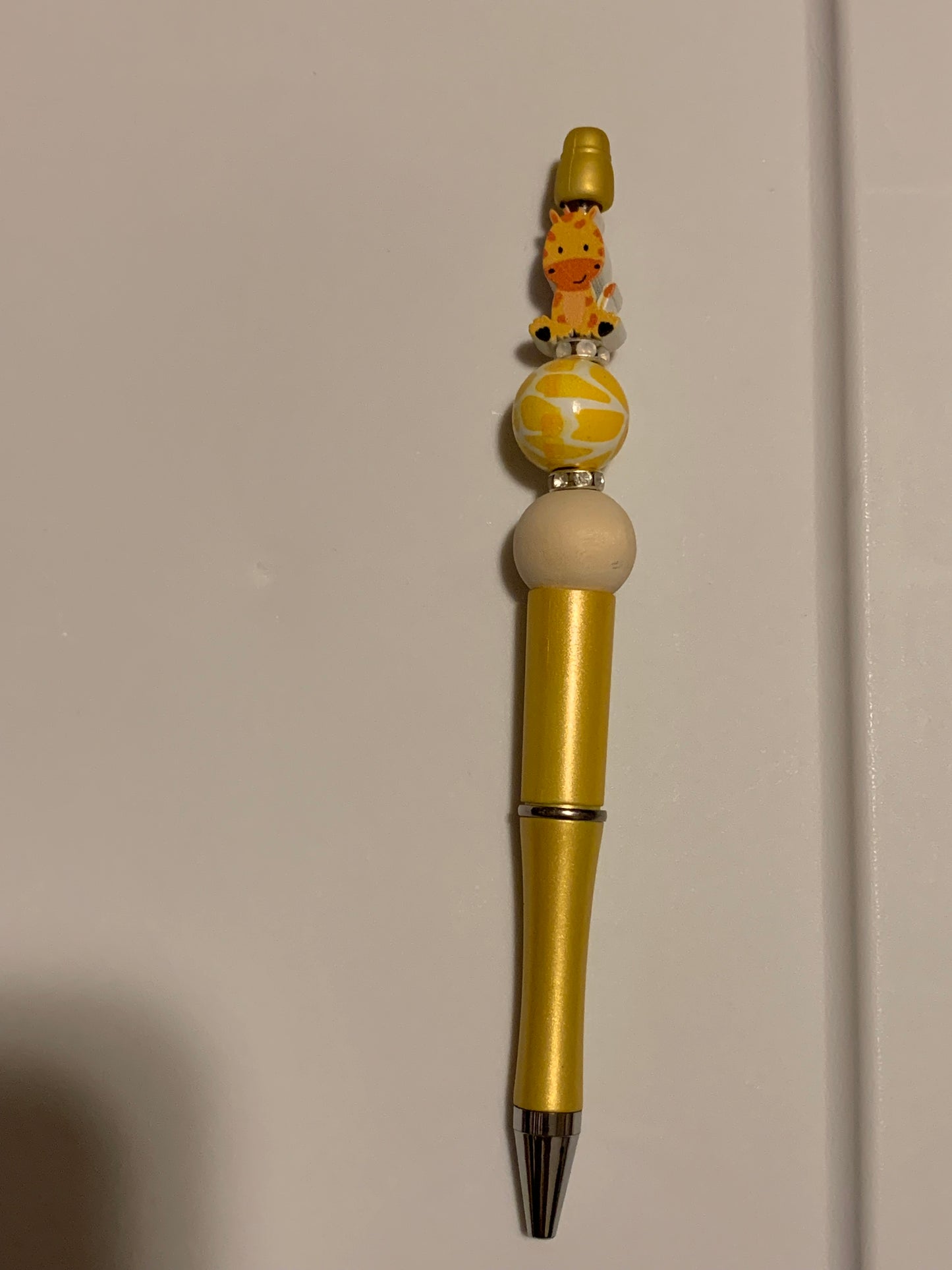 Giraffe pen