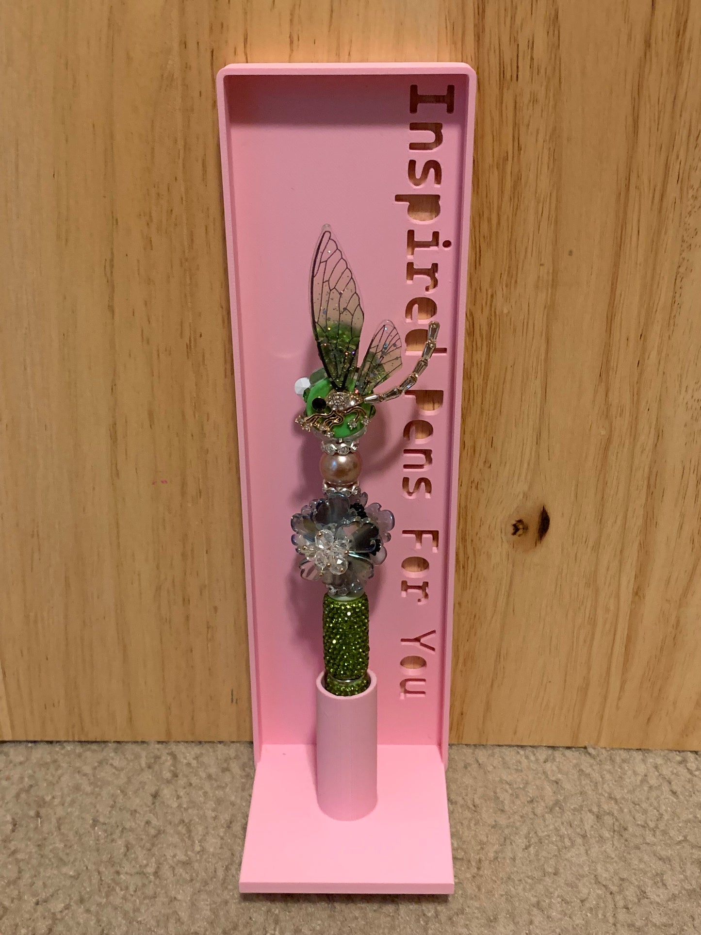 Green dragonfly pen